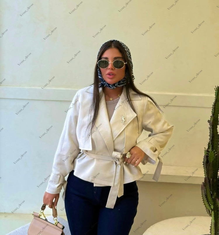 کت زنانه کرم شیری شایندار گلسینه دار